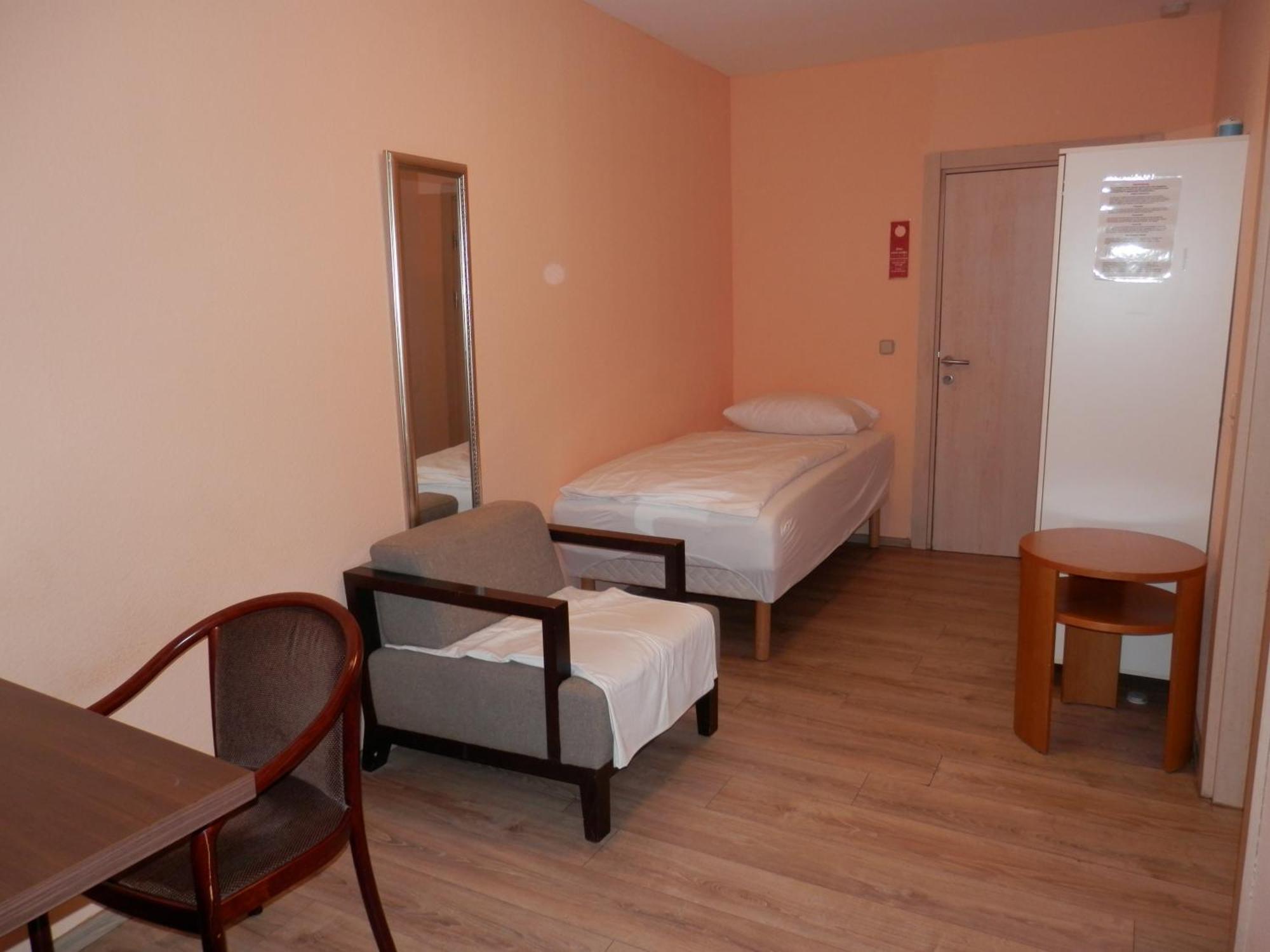 Relax Hotel-Ludwigshafen Exterior photo